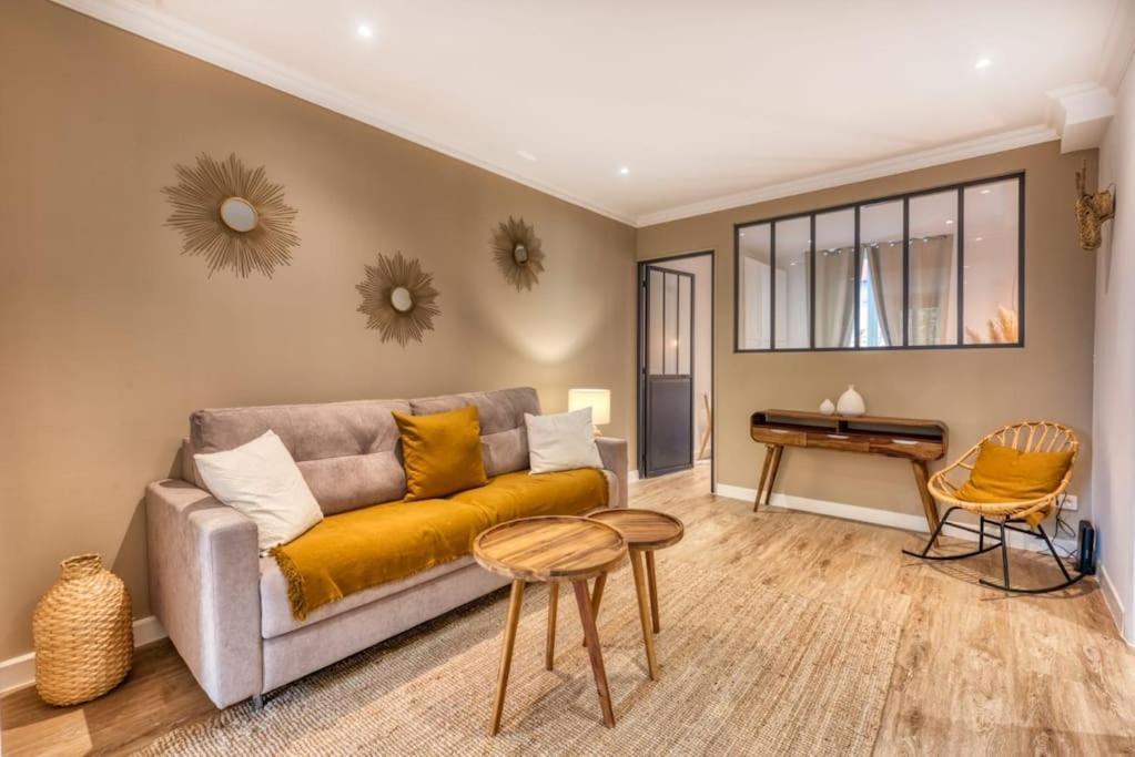 Appartement Neuf Centre Ville Et Plage A Proximite Saint-Raphael (Var) Exterior foto