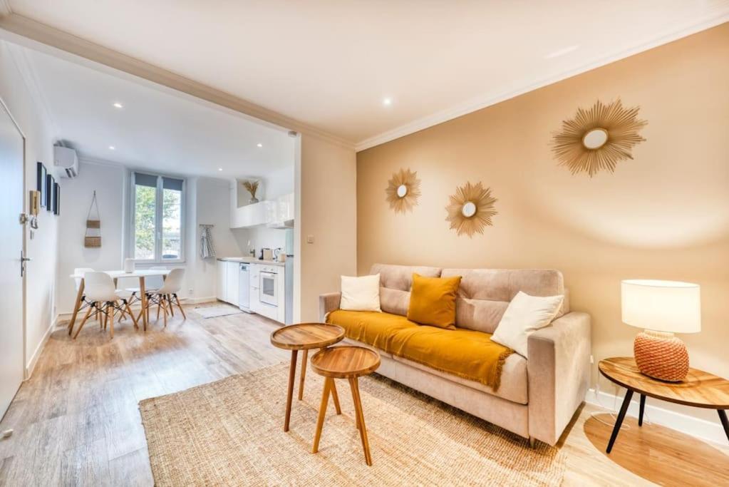Appartement Neuf Centre Ville Et Plage A Proximite Saint-Raphael (Var) Exterior foto